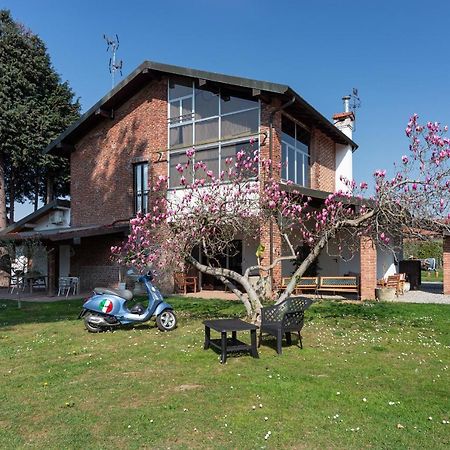 Cascina Cattabreghetta Bed & Breakfast Pombia Exterior photo