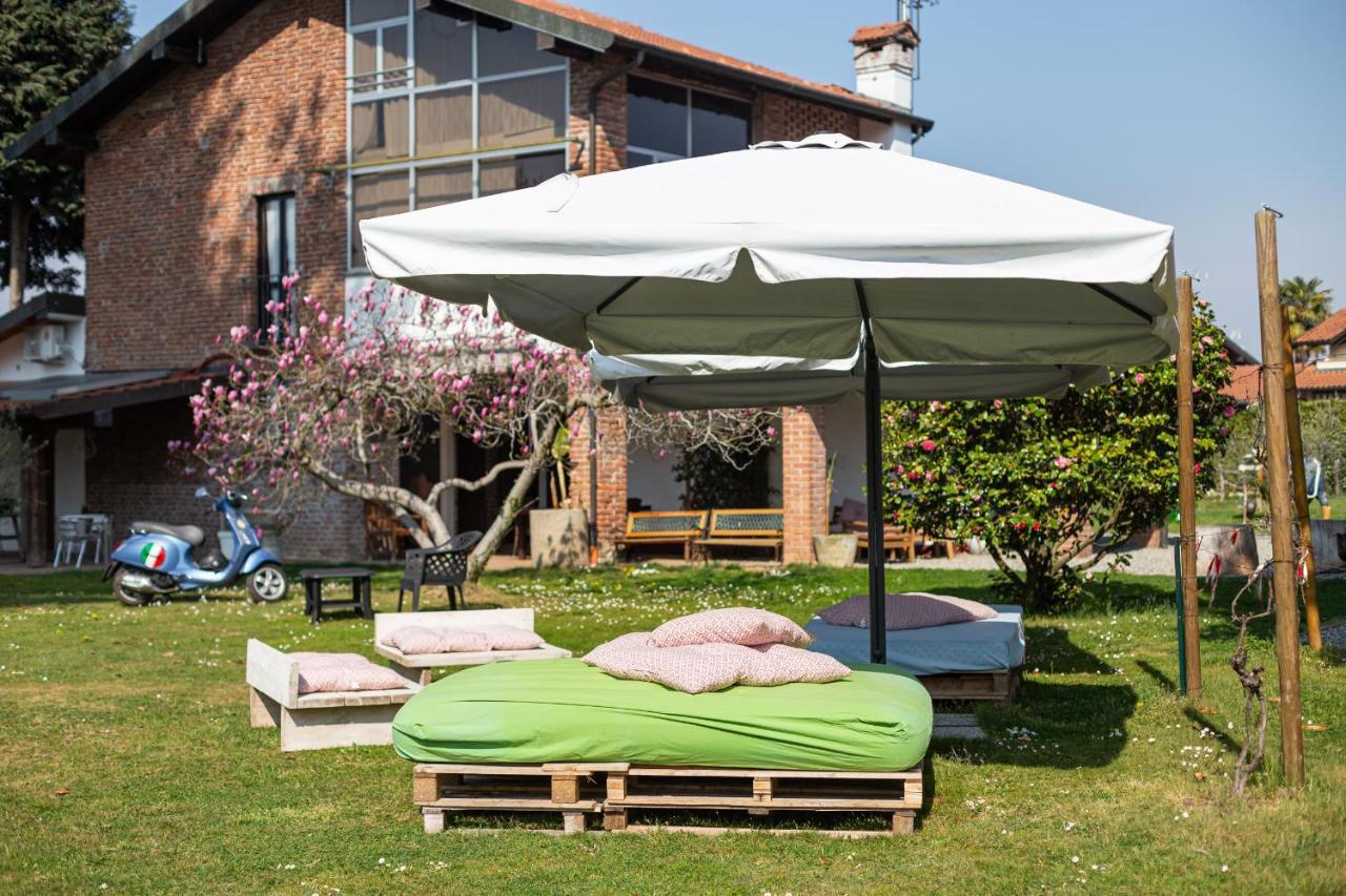 Cascina Cattabreghetta Bed & Breakfast Pombia Exterior photo